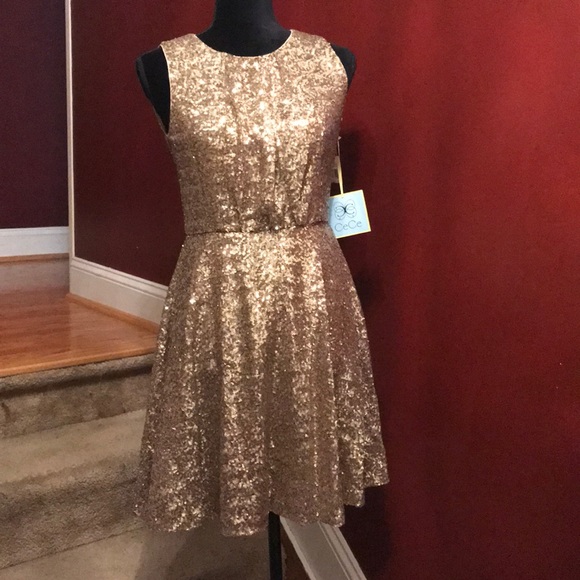 CeCe Dresses & Skirts - CeCe- Gold Sequin Blouson Metallic Dress Size 2